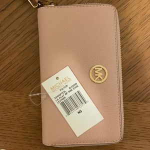 Super cute brand new Michael Kors Wallet